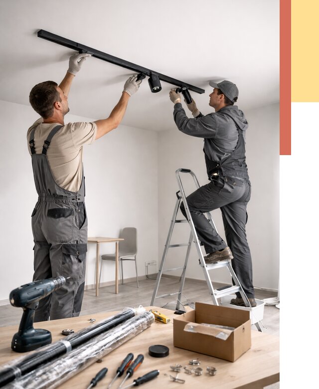 Установка трековых светильников в натяжной потолок в Орле от 4252 руб. | ОТДЕЛОЧНИК-Орл