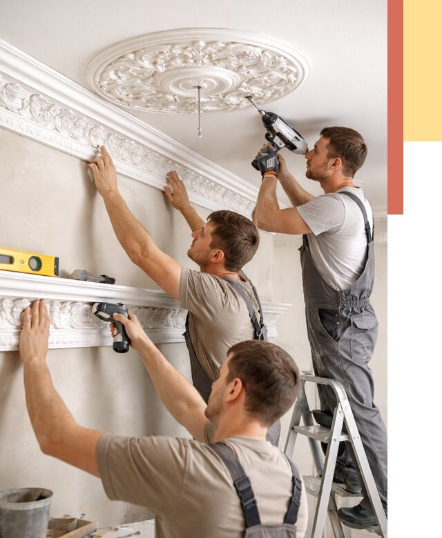 Монтаж лепнины на потолок в Орле от 3240 руб. быстро и недорого | ОТДЕЛОЧНИК-Орл